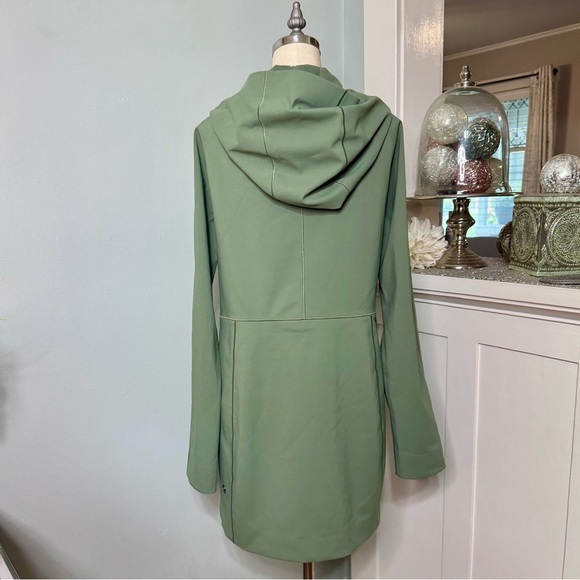 Lululemon Glyde Along Softshell Jacket Fleece Lined Green Twill Size 12 NWT - Picture 5 of 16
